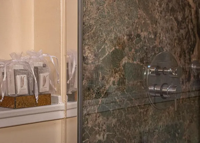 Canton De' Fiori - Prestige 博洛尼亚