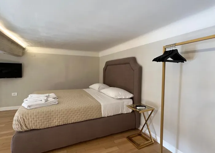 Canton De' Fiori - Prestige شقة